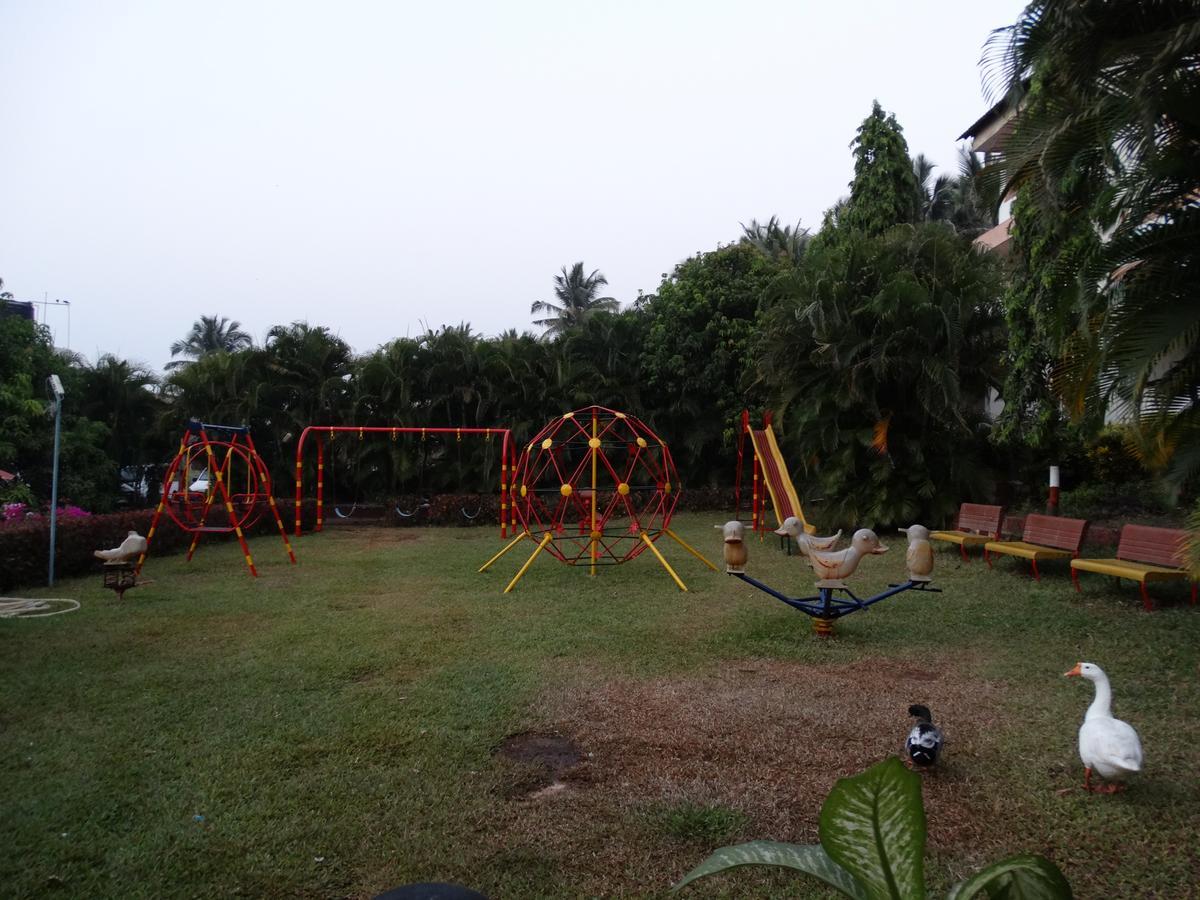 Abhishek Beach Resort And Spa Ganpatipule Exteriér fotografie