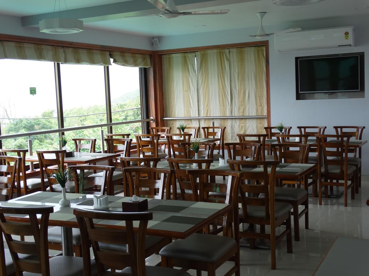 Abhishek Beach Resort And Spa Ganpatipule Exteriér fotografie