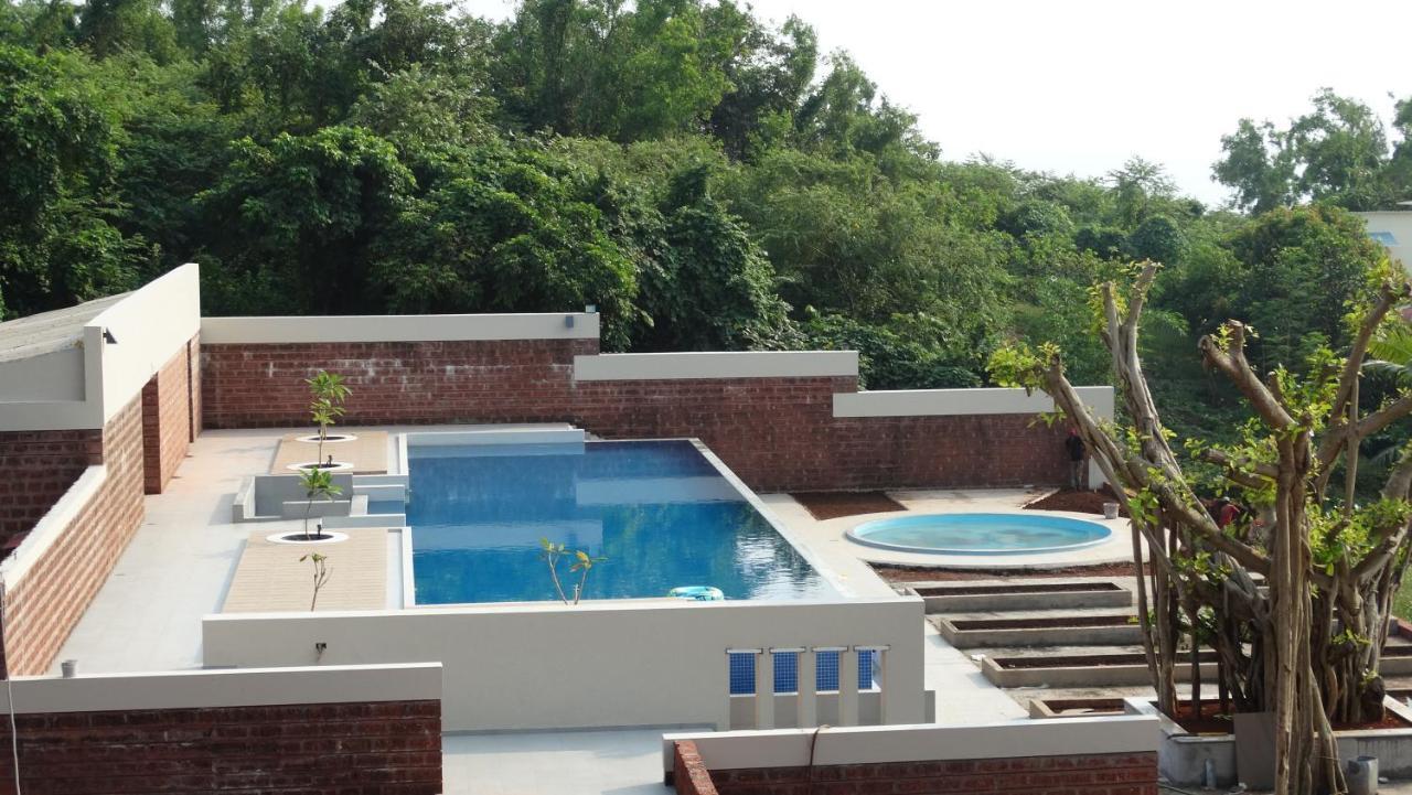 Abhishek Beach Resort And Spa Ganpatipule Exteriér fotografie