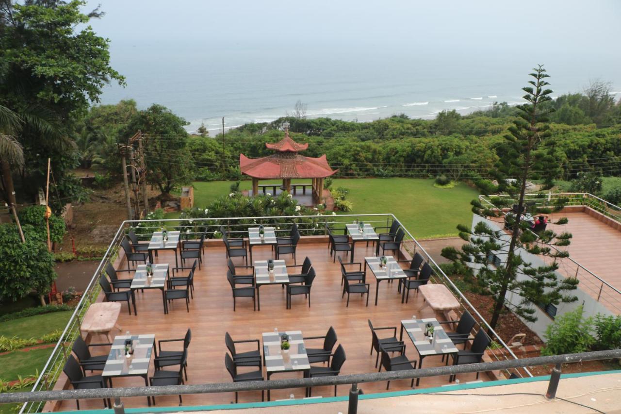 Abhishek Beach Resort And Spa Ganpatipule Exteriér fotografie