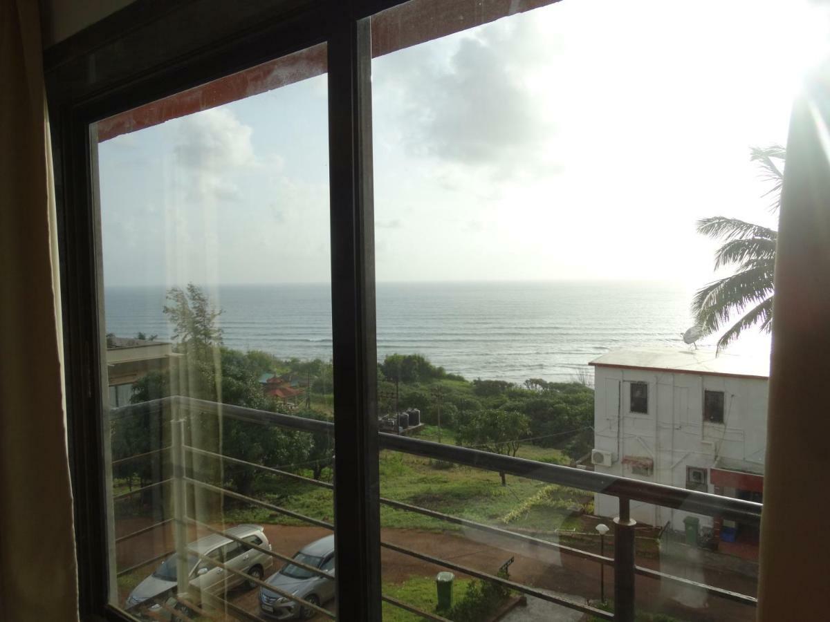 Abhishek Beach Resort And Spa Ganpatipule Exteriér fotografie